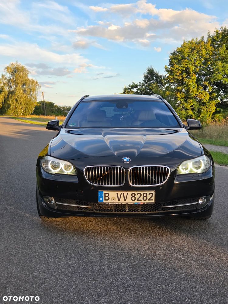 BMW Seria 5 520d Luxury Line - 3