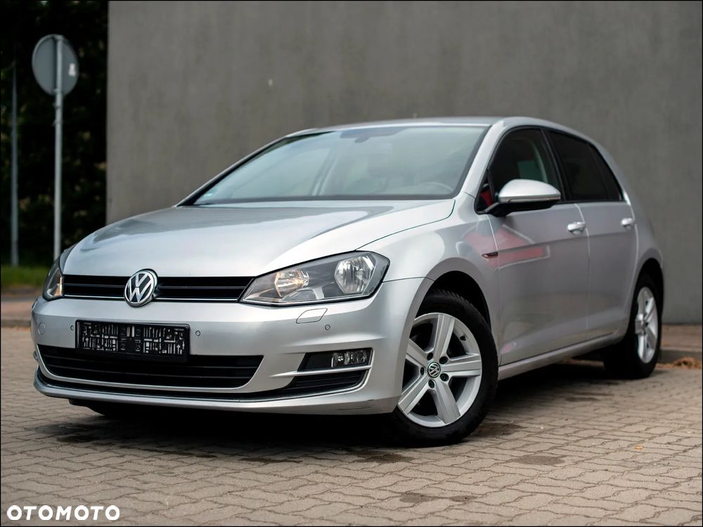 Volkswagen Golf - 10