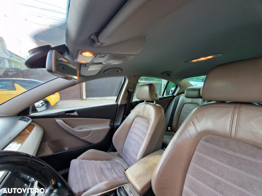 Volkswagen Passat 2.0 TDI Highline - 11
