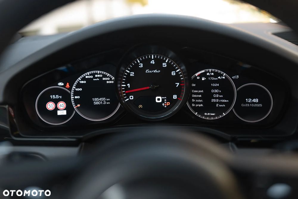 Porsche Cayenne Turbo - 20