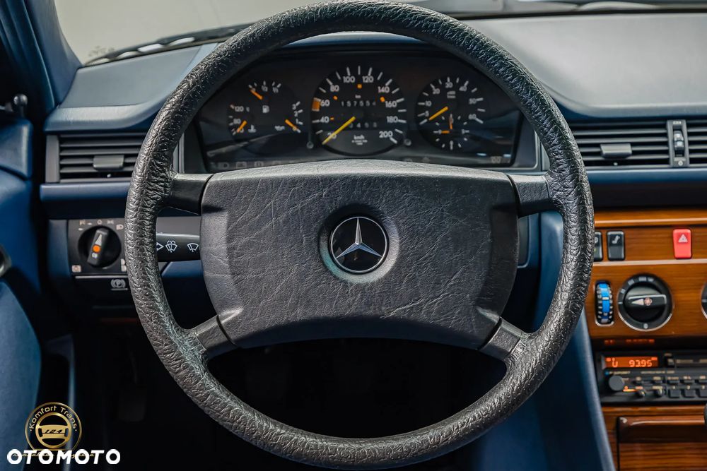 Mercedes-Benz W124 (1984-1993) - 16