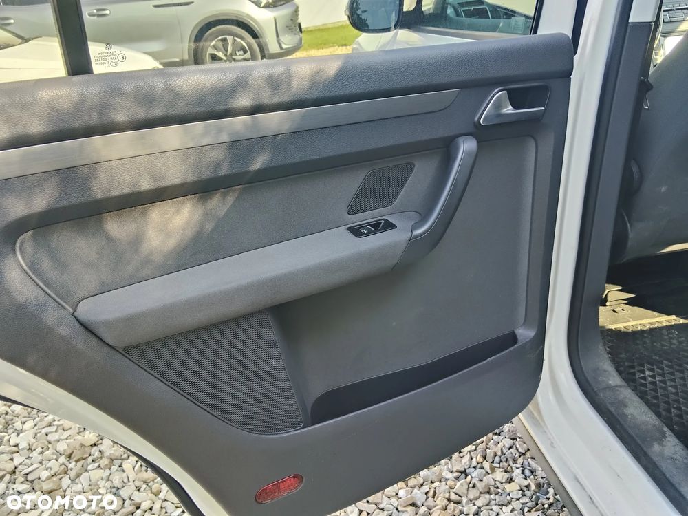 Volkswagen Touran 1.4 TSI Cross DSG - 8