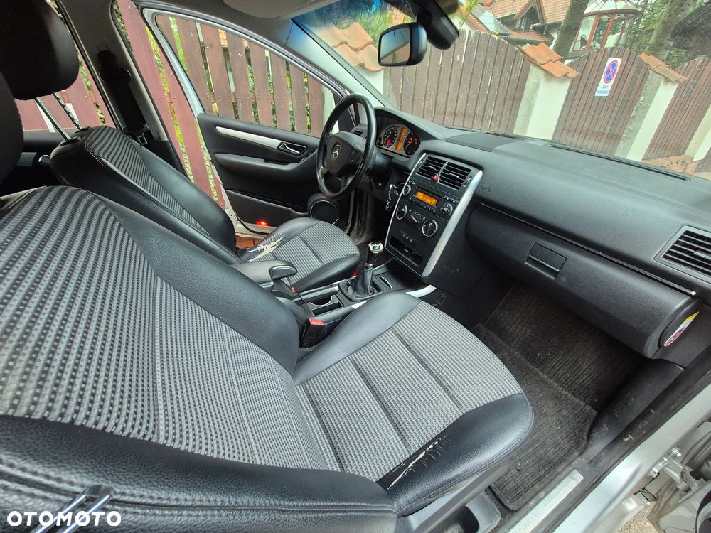 Mercedes-Benz Klasa B 200 CDI - 8