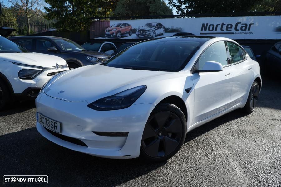 Tesla Model 3 Long Range Tração Traseira - 2