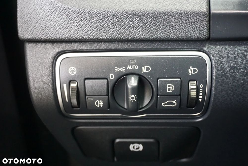 Volvo V60 D2 Kinetic - 25