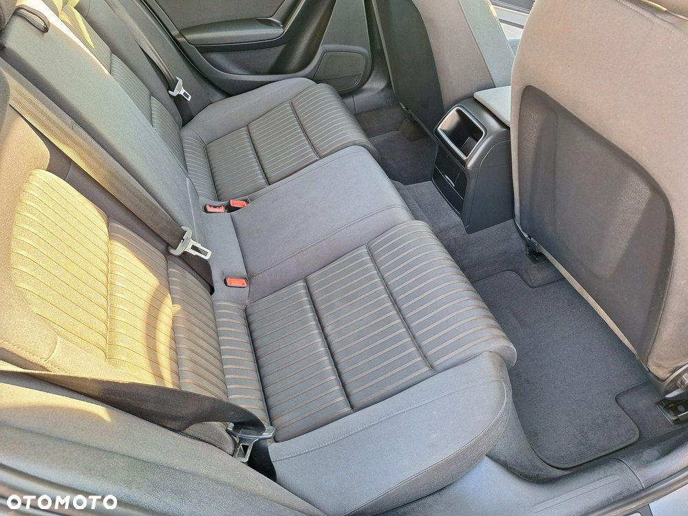 Audi A4 Avant 1.8 TFSI Ambiente - 18