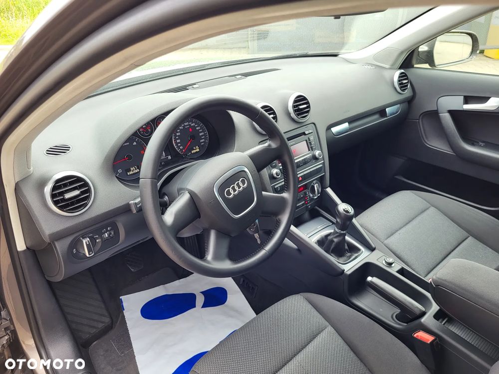Audi A3 Sportback - 10