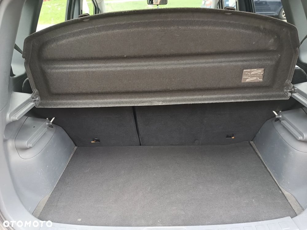 Mitsubishi Colt 1.3 Inform - 8