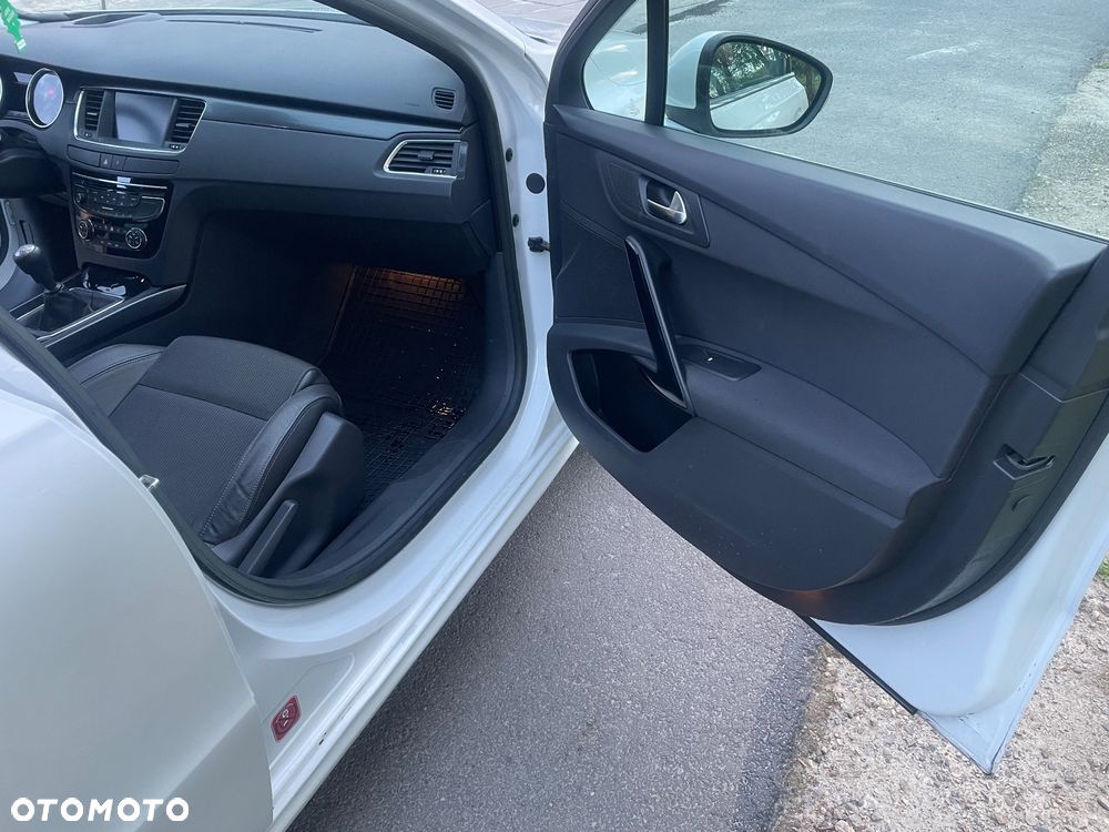 Peugeot 508 HDi FAP 140 Allure - 13