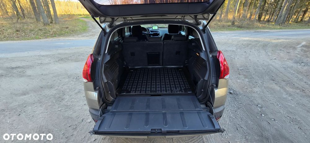 Peugeot 3008 1.6 Active - 17