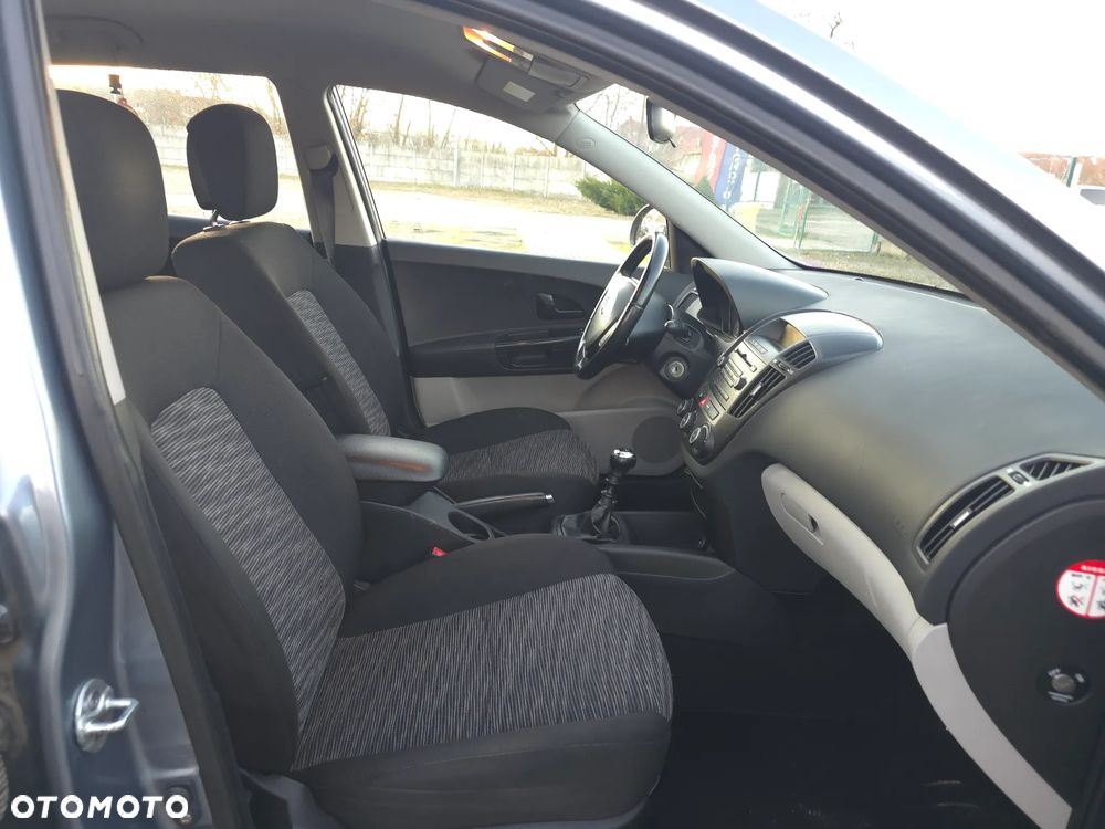 Kia Ceed 1.4 CVVT LX - 16