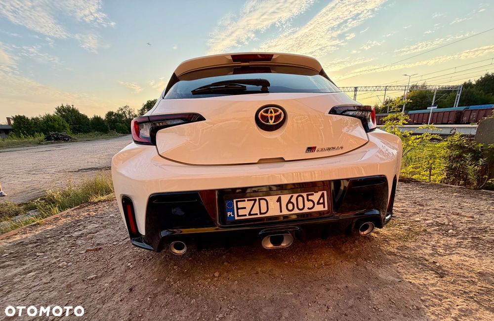 Toyota GR Corolla - 36