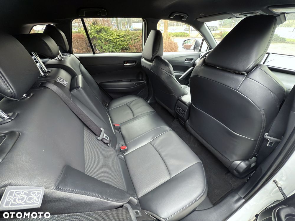 Toyota Corolla Cross 2.0 Hybrid Executive AWD - 10
