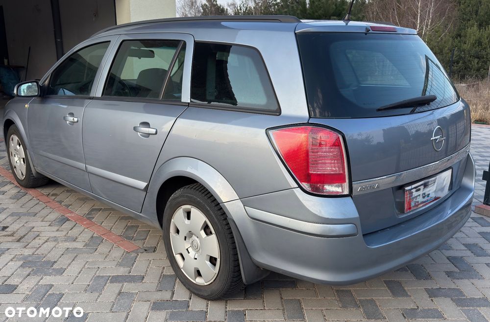 Opel Astra 1.6 Caravan Enjoy - 4