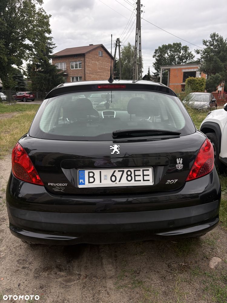 Peugeot 207 1.4 16V Trendy - 4