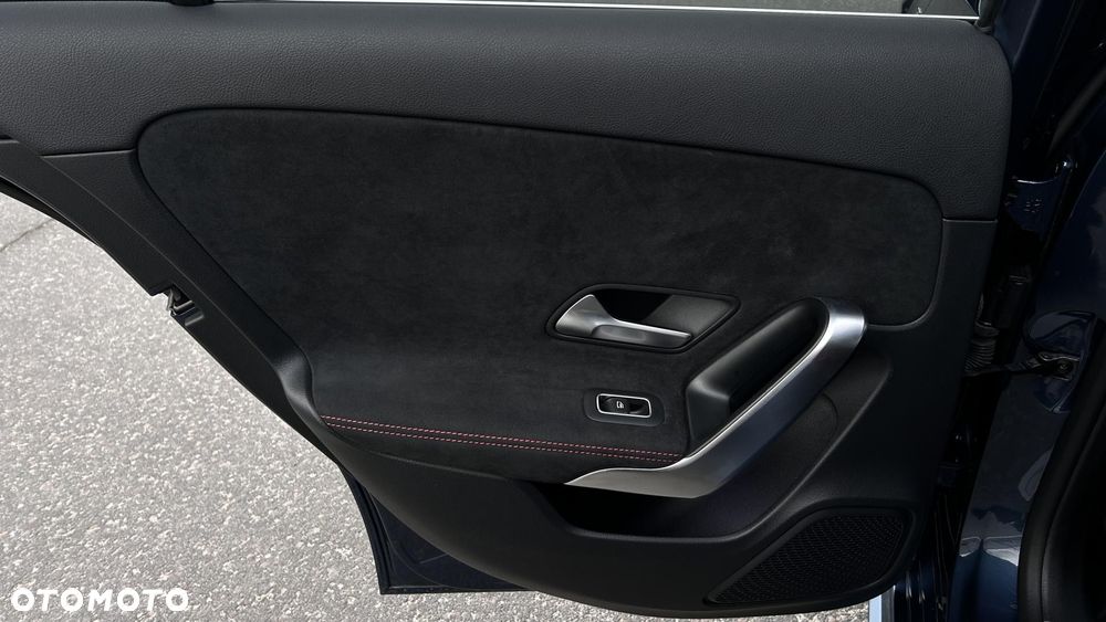 Mercedes-Benz Klasa A 35 AMG 4-Matic 7G-DCT - 25