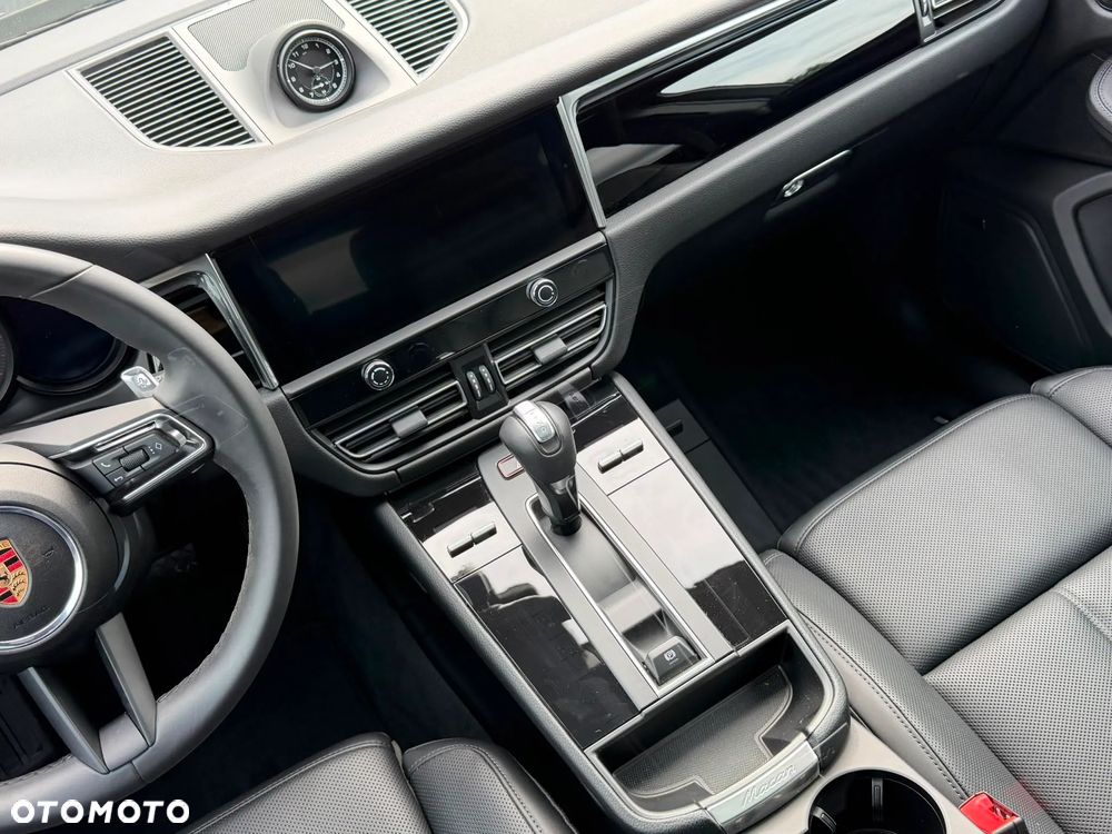 Porsche Macan T PDK - 17