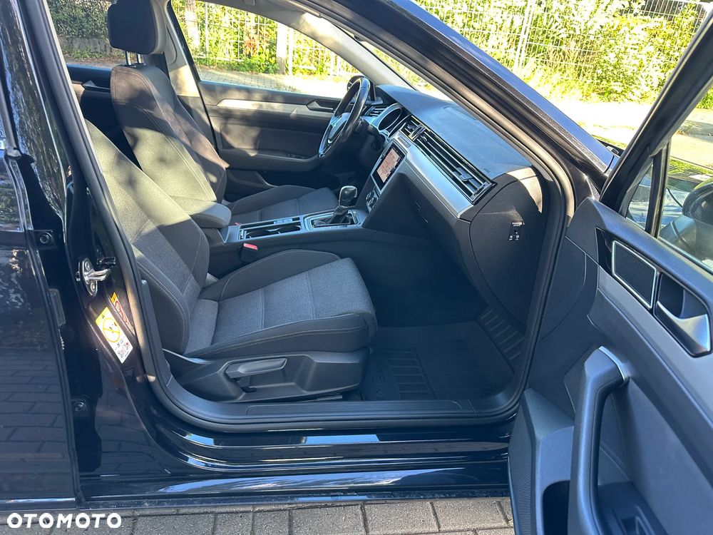 Volkswagen Passat 1.8 TSI BMT Comfortline DSG - 17