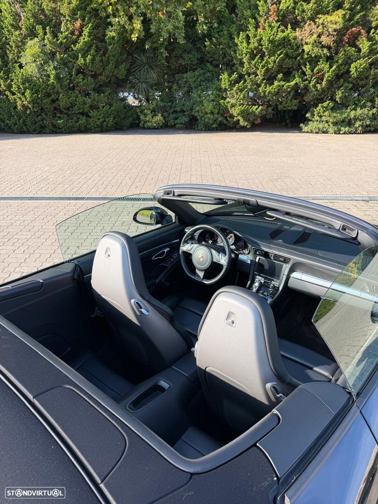 Porsche 911 Série F - 6
