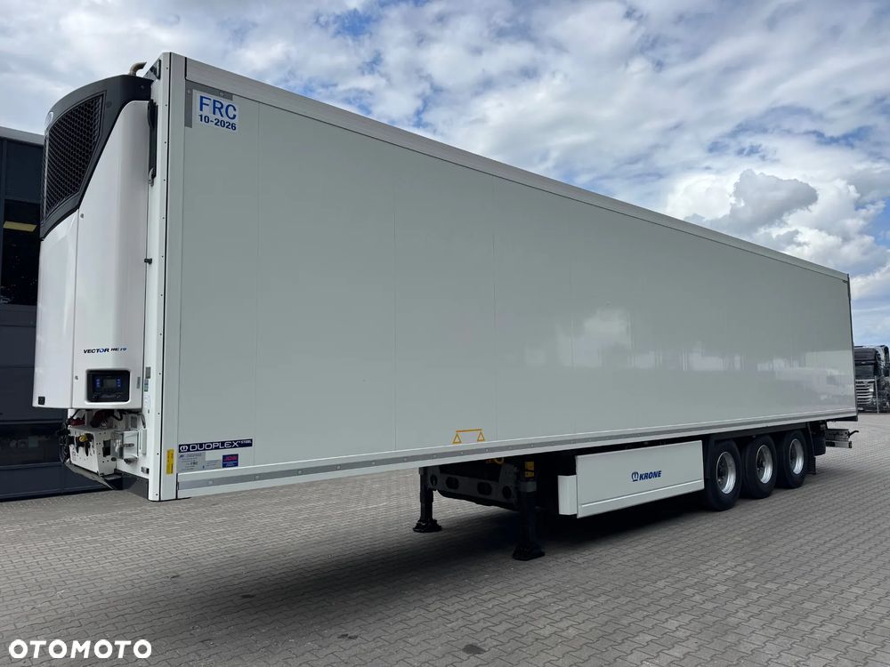 Krone Hakowa, Carrier Vector HE19, Nowe opony!! - 1