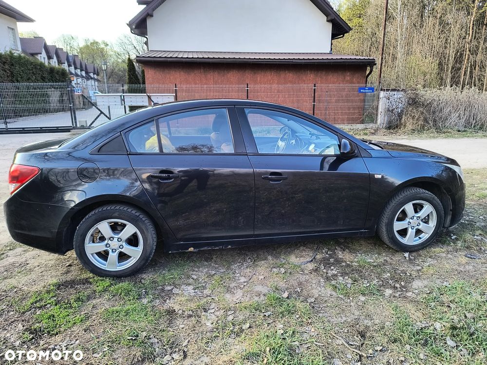 Chevrolet Cruze 1.8 LS - 20