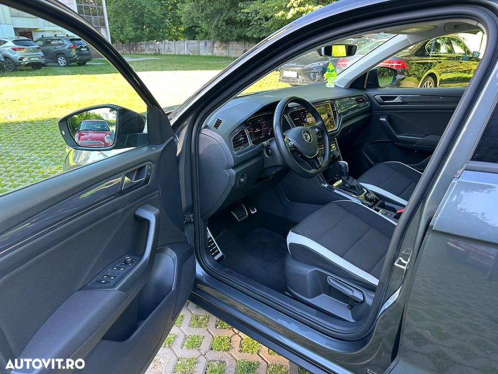 Volkswagen T-Roc 2.0 TDI SCR 4MOTION DSG Sport - 16