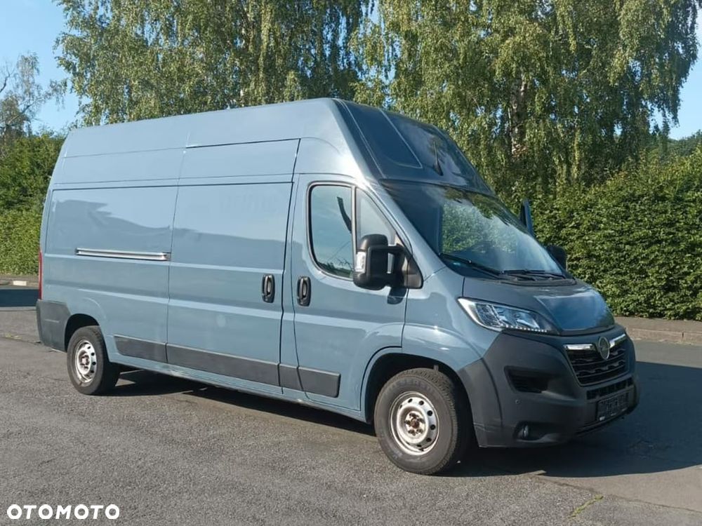 Opel Movano