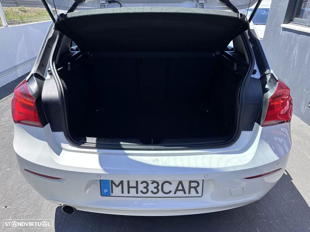 BMW 116 d Sport Line - 49