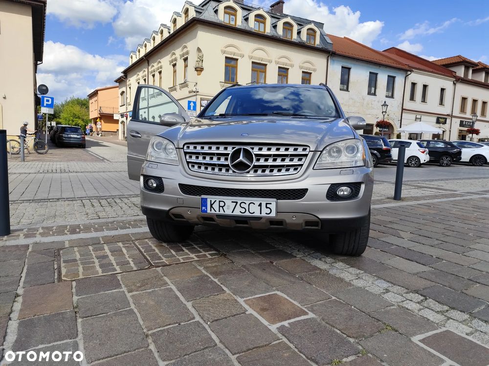 Mercedes-Benz ML 350 4-Matic - 1