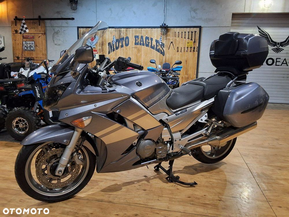 Yamaha FJR - 4