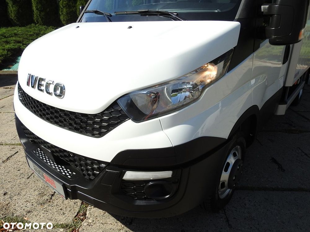 Iveco DAILY 35C15 KONTENER CHŁODNIA -12*C ZASILANIE 230V BLIŹNIACZE KOŁA  150KM - 23