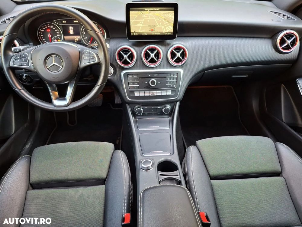Mercedes-Benz A 180 7G-DCT - 7