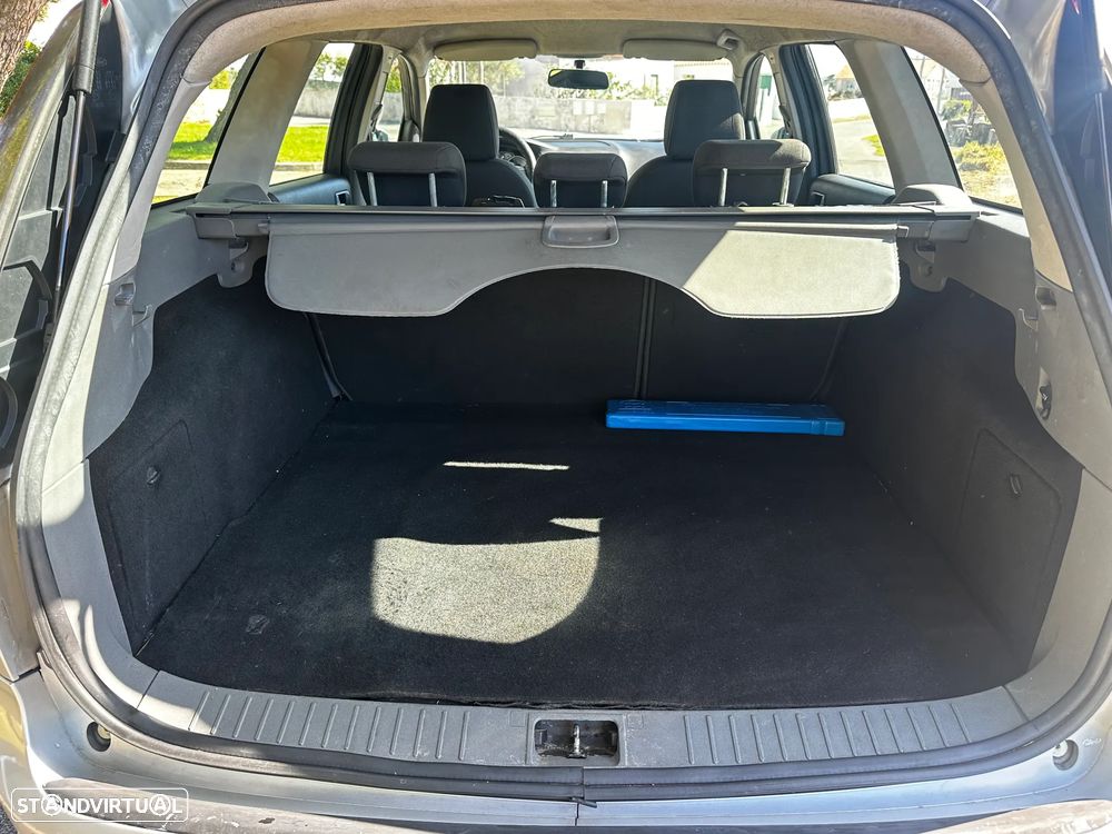 Ford Focus SW 1.6 TDCi Connec. - 18