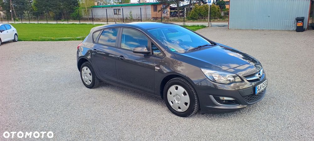 Opel Astra 1.4 Turbo 150 Jahre - 4