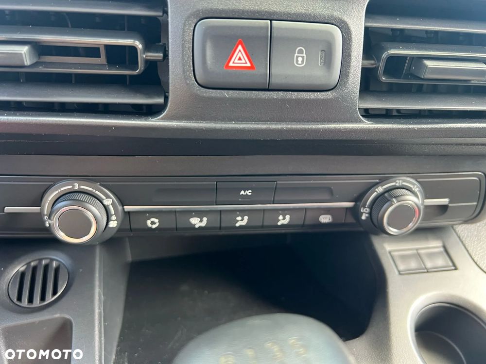 Toyota Proace City - 17