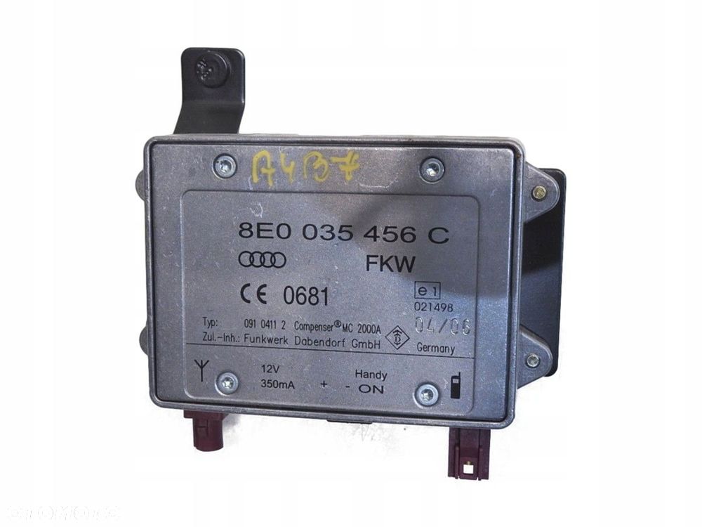 WZMACNIACZ ANTENY AUDI A4 B7 8E0035456C - 1