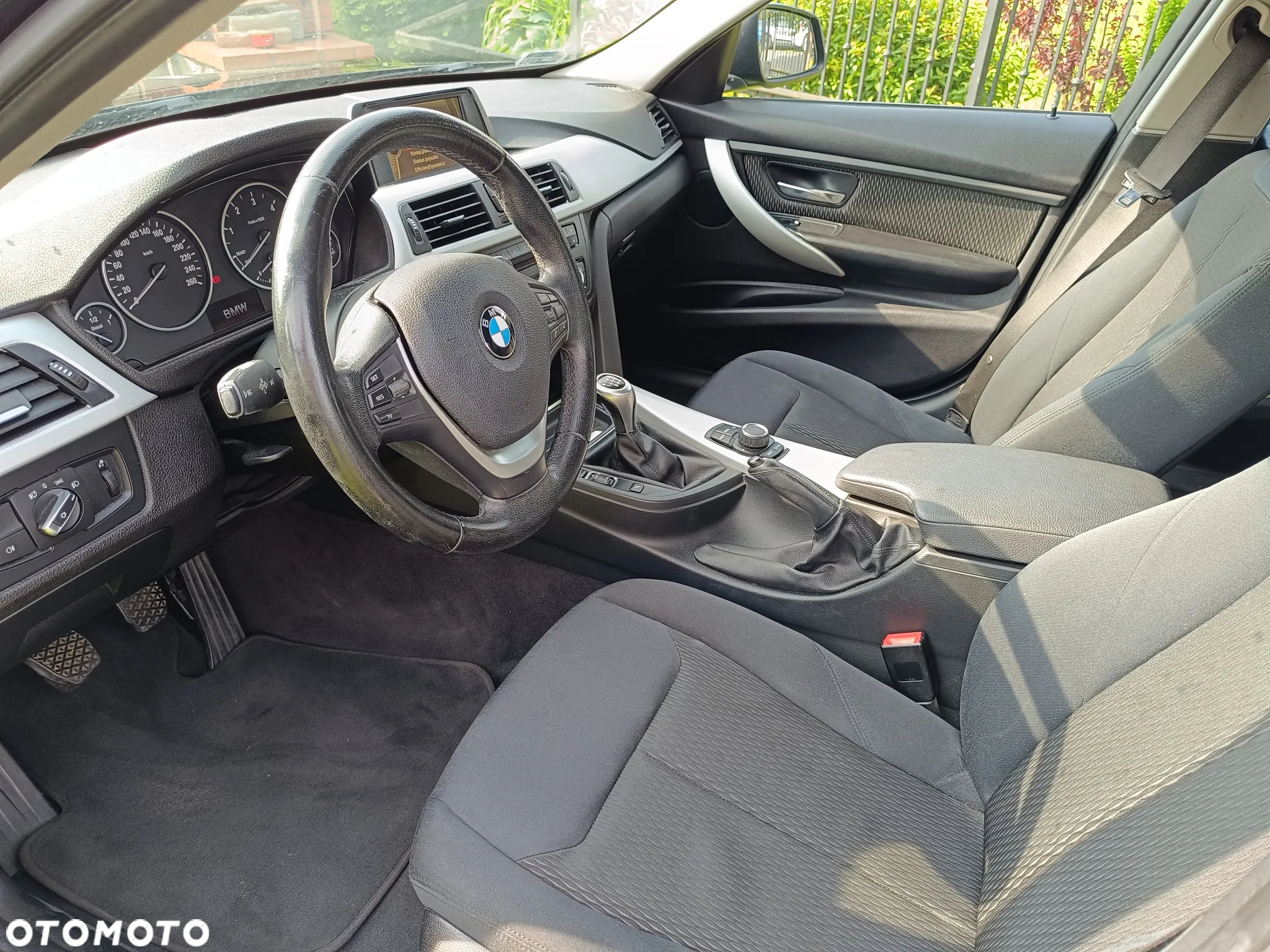 BMW Seria 3 316d EU6 - 20