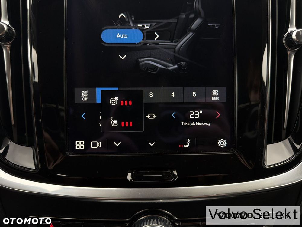 Volvo V60 Cross Country - 23