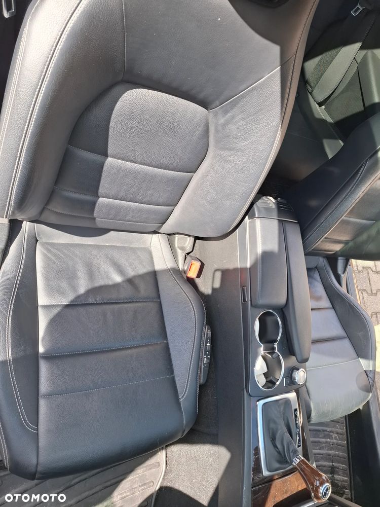 Mercedes-Benz Klasa E - 11