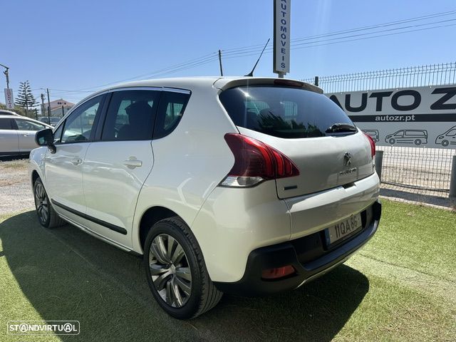 Peugeot 3008 1.6 BlueHDi Style EAT6 - 4