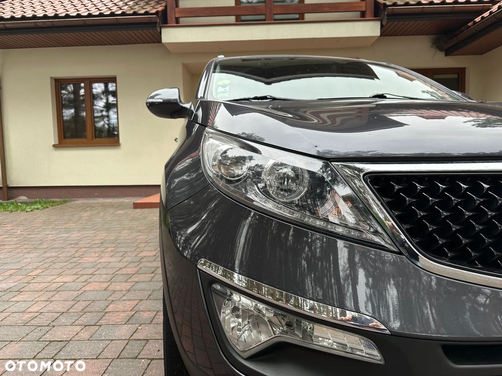 Kia Sportage 1.7 CRDI 2WD ISG Dream-Team Edition - 10