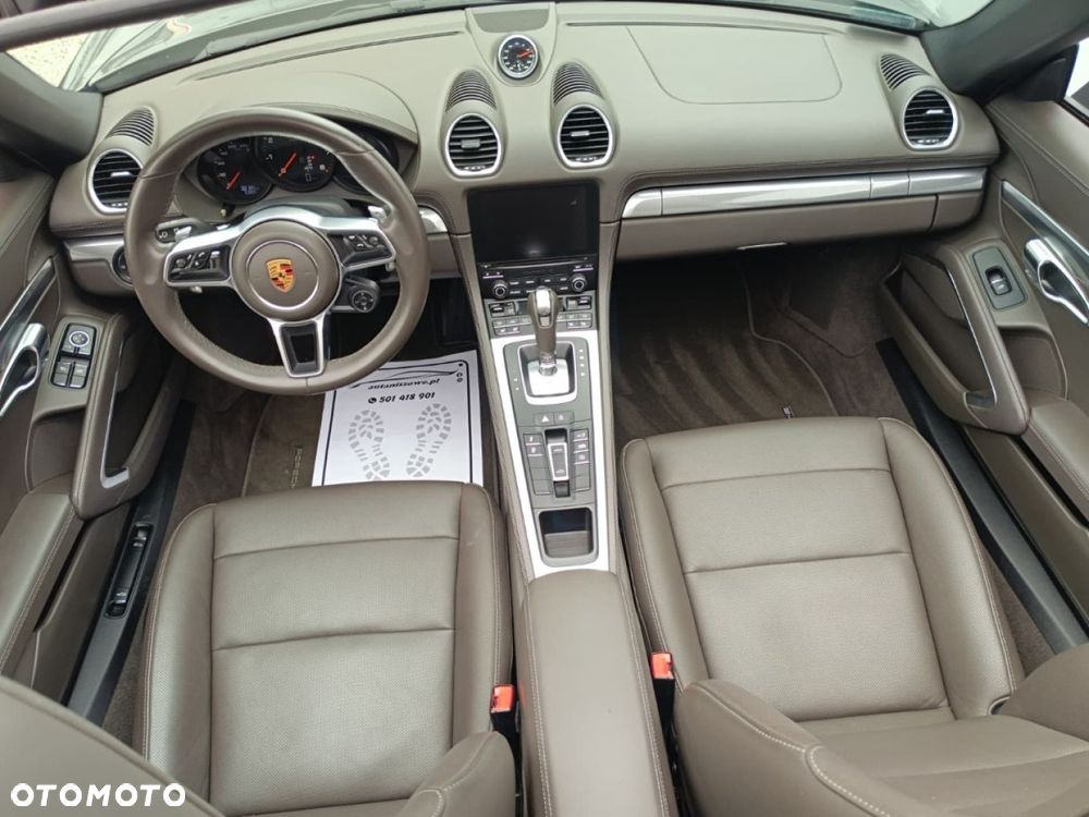 Porsche 718 Boxster - 24