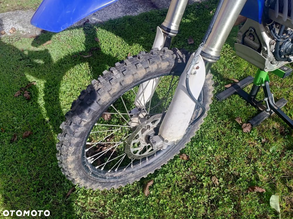 Yamaha YZF - 9