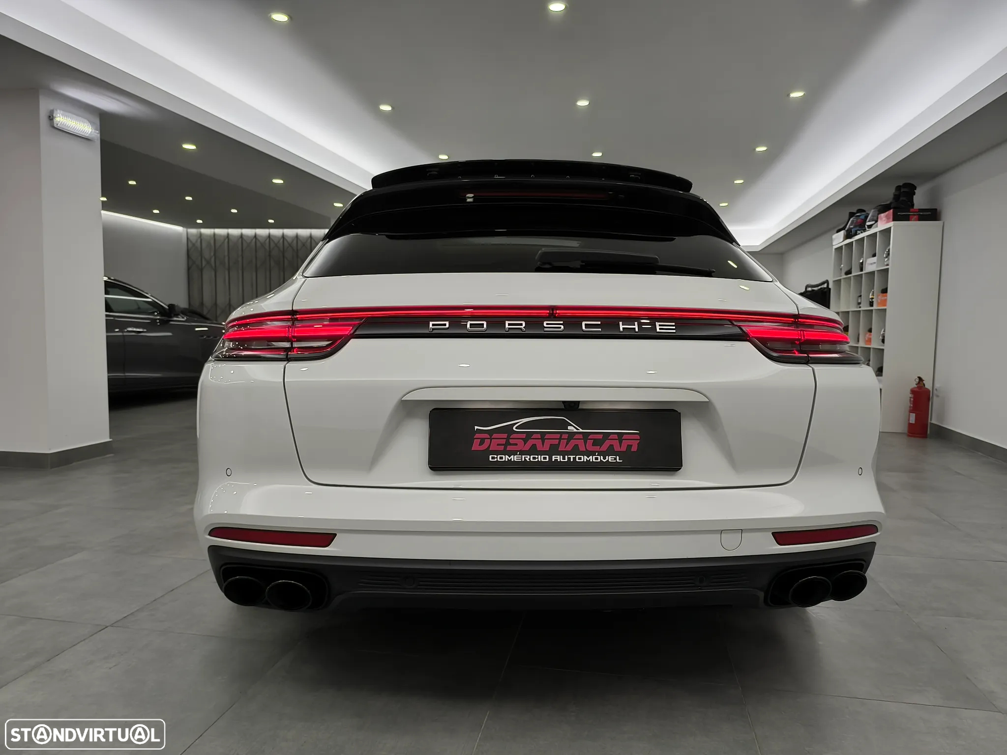 Porsche Panamera Sport Turismo 4 E-Hybrid - 15