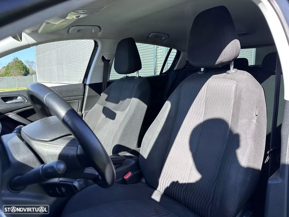 Peugeot 308 1.5 BlueHDi Style - 28