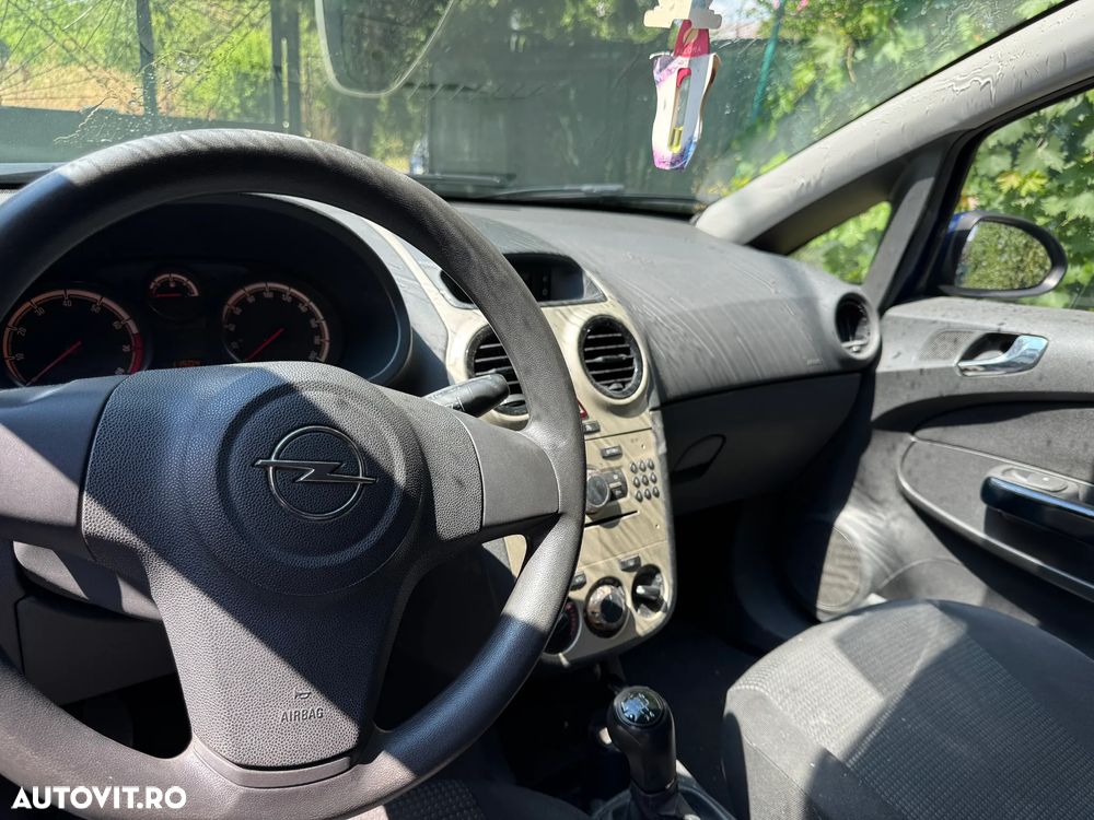 Opel Corsa - 4