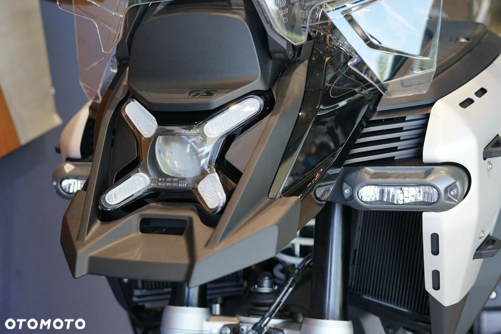 BMW R - 9