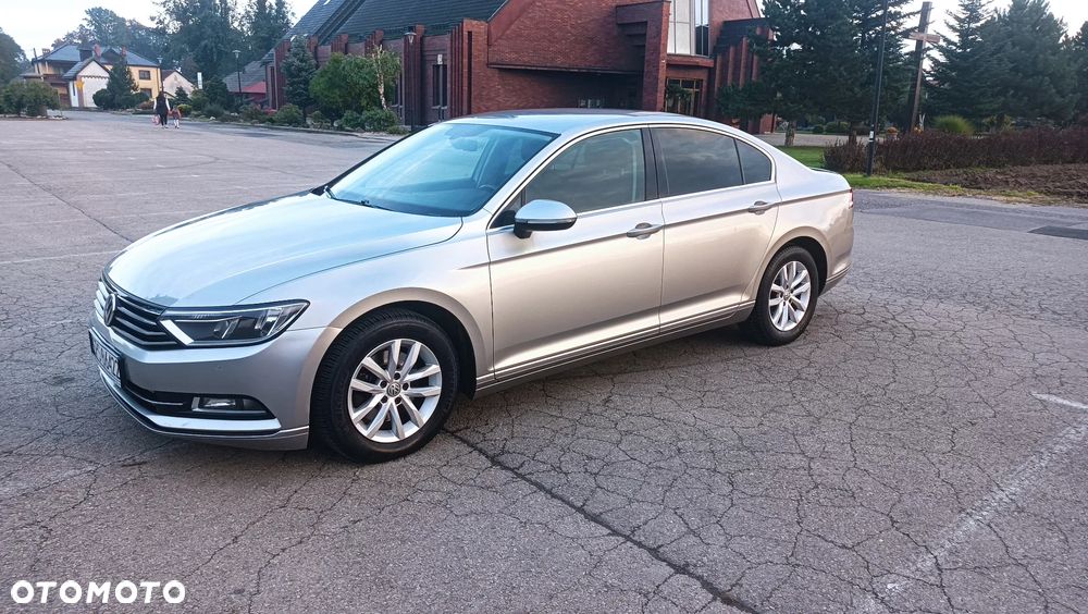 Volkswagen Passat 2.0 TDI (BlueMotion Technology) Comfortline - 2