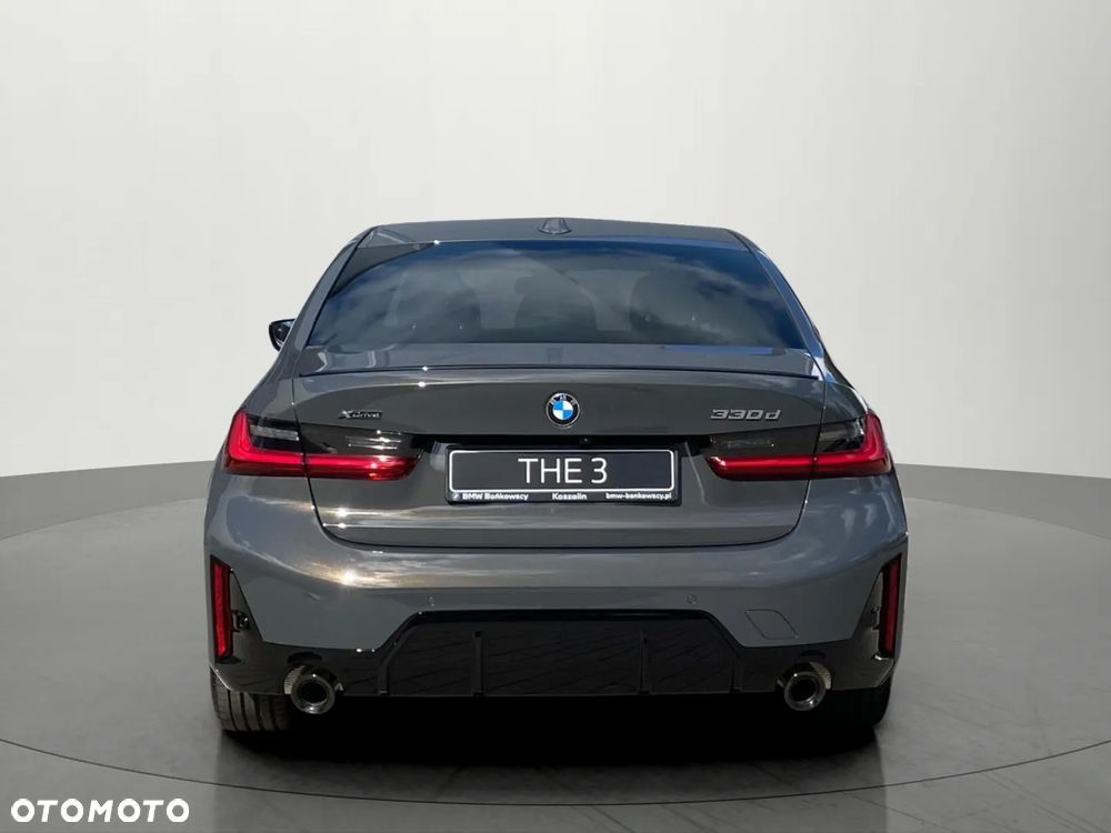 BMW Seria 3 330d xDrive mHEV sport - 6