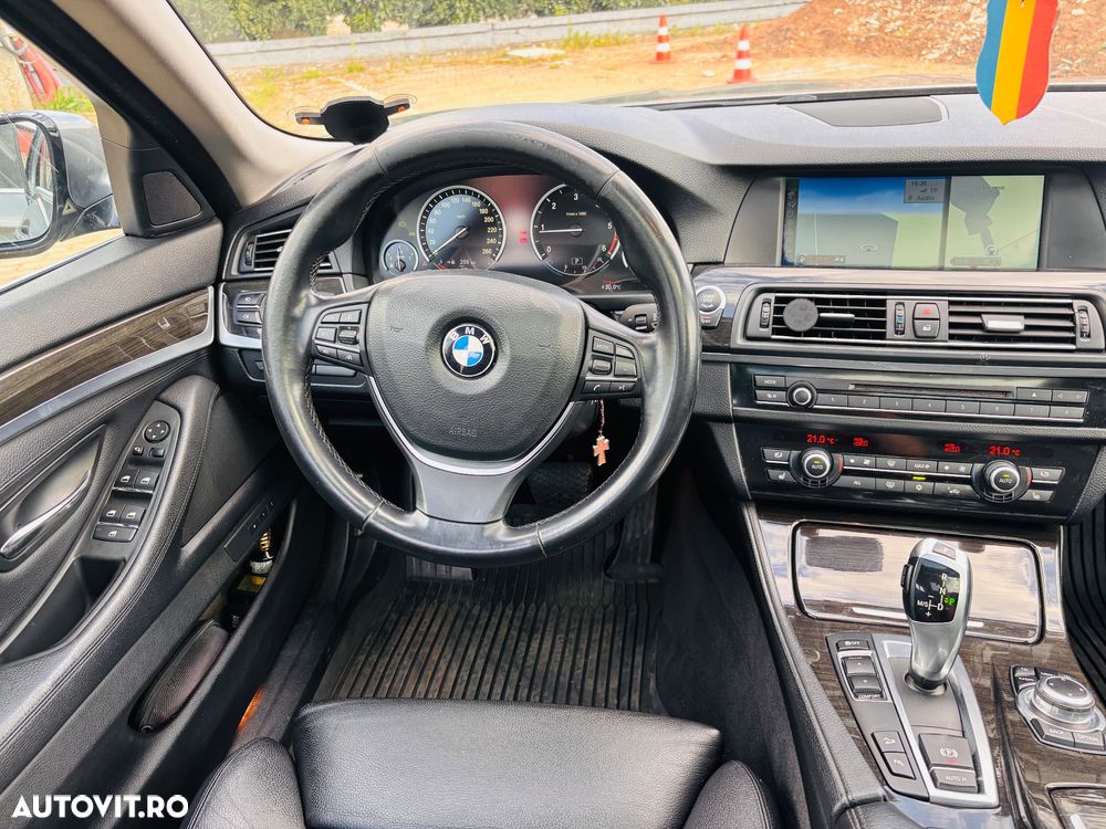 BMW Seria 5 525d xDrive - 7